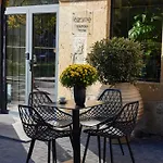 Ξενοδοχείο Bizarre Boutique Βάρνα