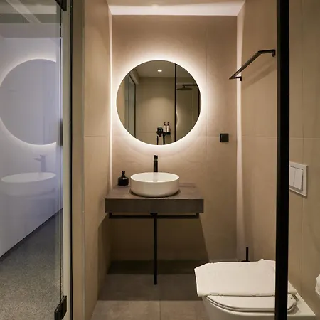 Hotel Bizarre Boutique *