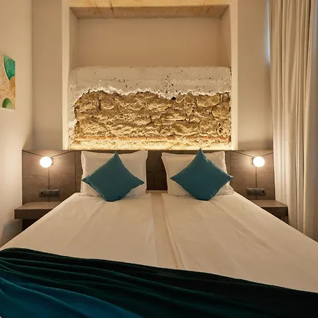 Hotel Bizarre Boutique *