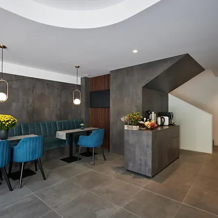 Bizarre Boutique Ξενοδοχείο Βάρνα