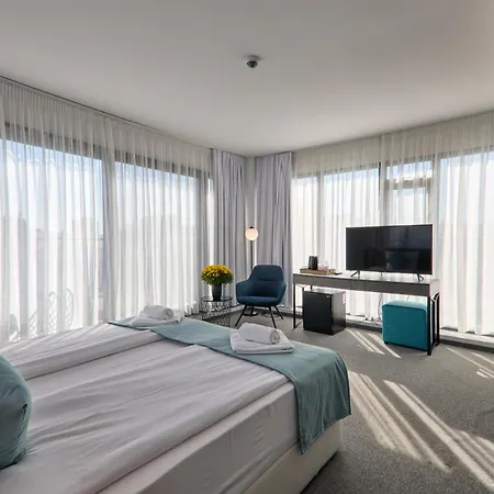 Bizarre Boutique Szálloda *