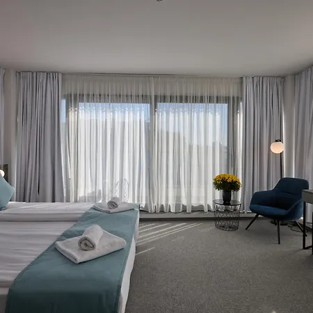 Bizarre Boutique Szálloda *