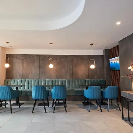 Bizarre Boutique Ξενοδοχείο *