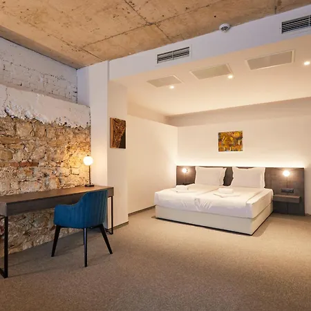 Bizarre Boutique Ξενοδοχείο *