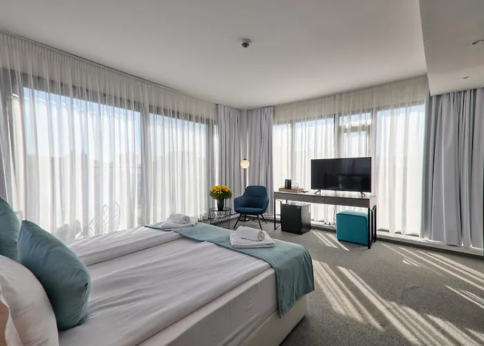 Bizarre Boutique Hotel *