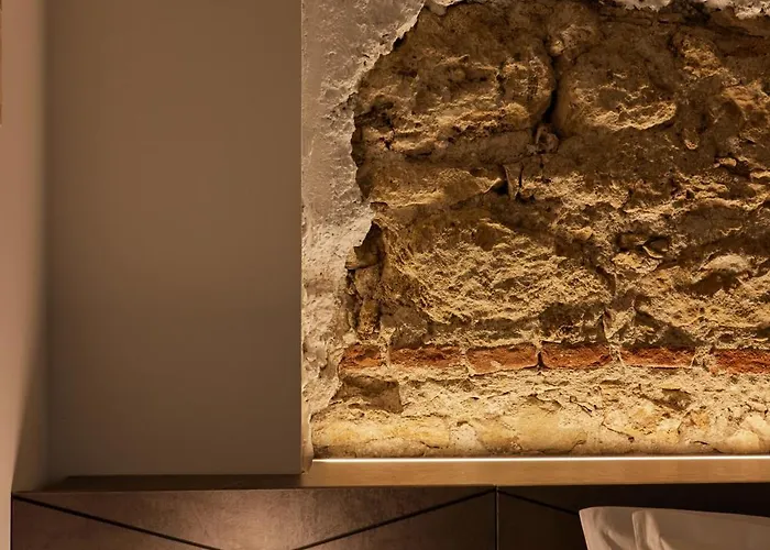 Bizarre Boutique ホテル ヴァルナ